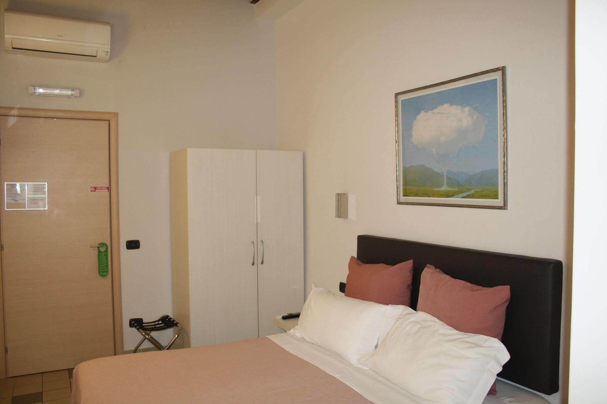 Rooms For You Рим Екстер'єр фото